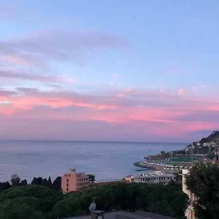 Seaview Lux