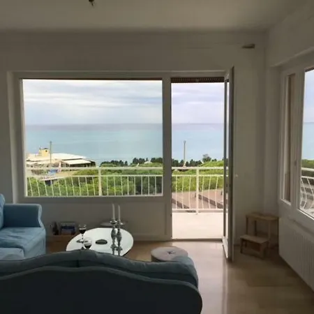Апартаменты Seaview Lux *