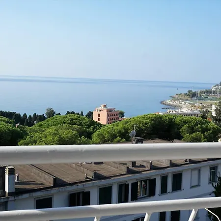 Seaview Lux Апартаменты *